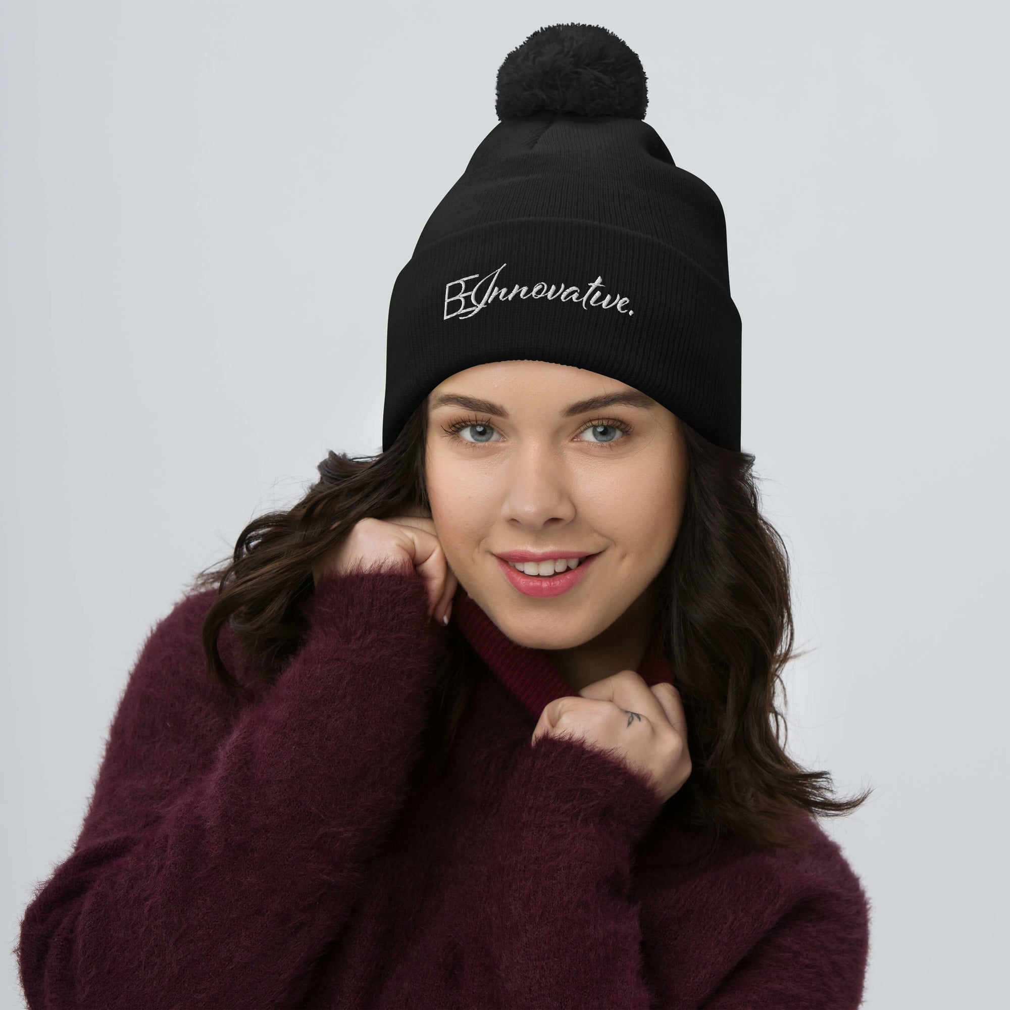 BE INNOVATIVE Pom-Pom Beanie