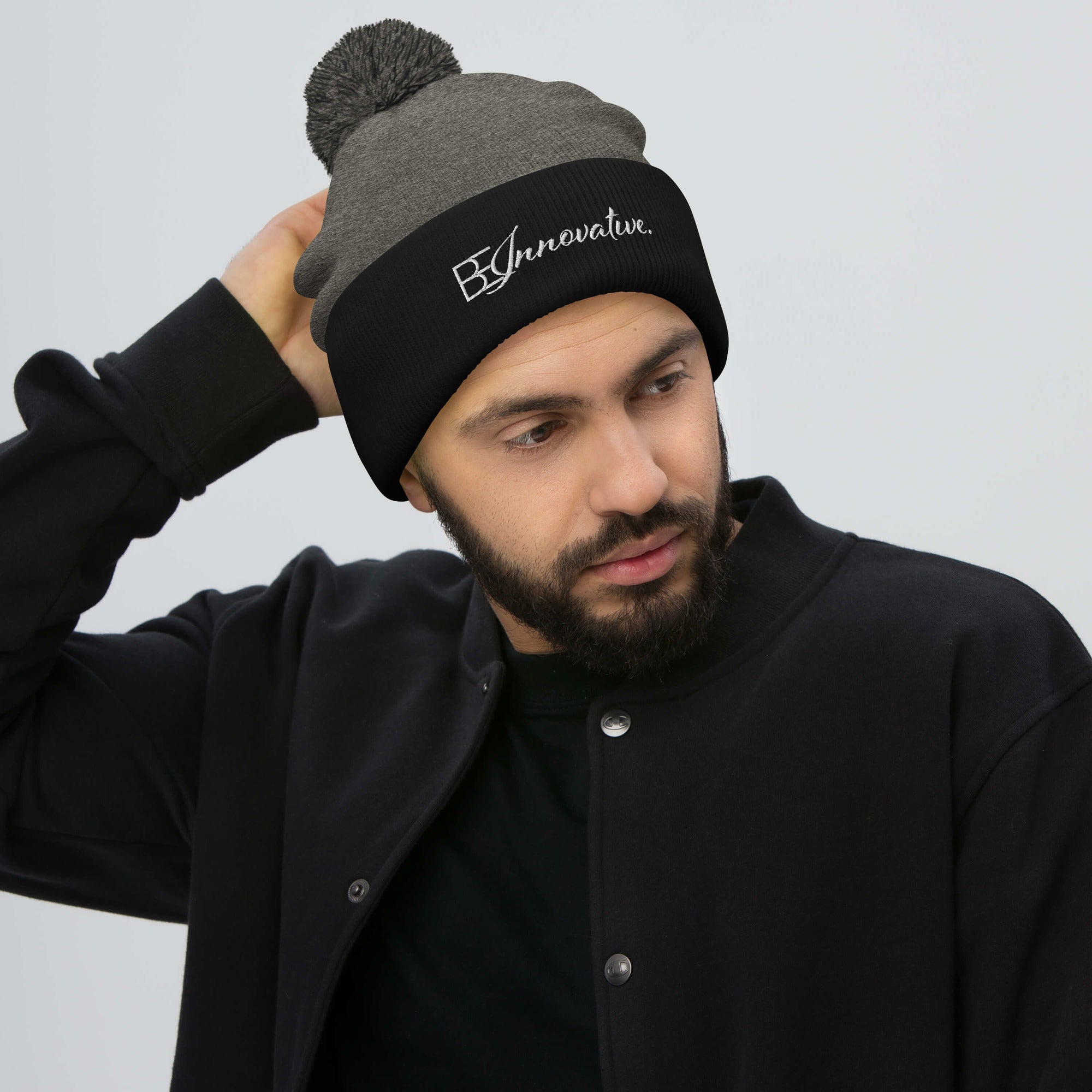 BE INNOVATIVE Pom-Pom Beanie