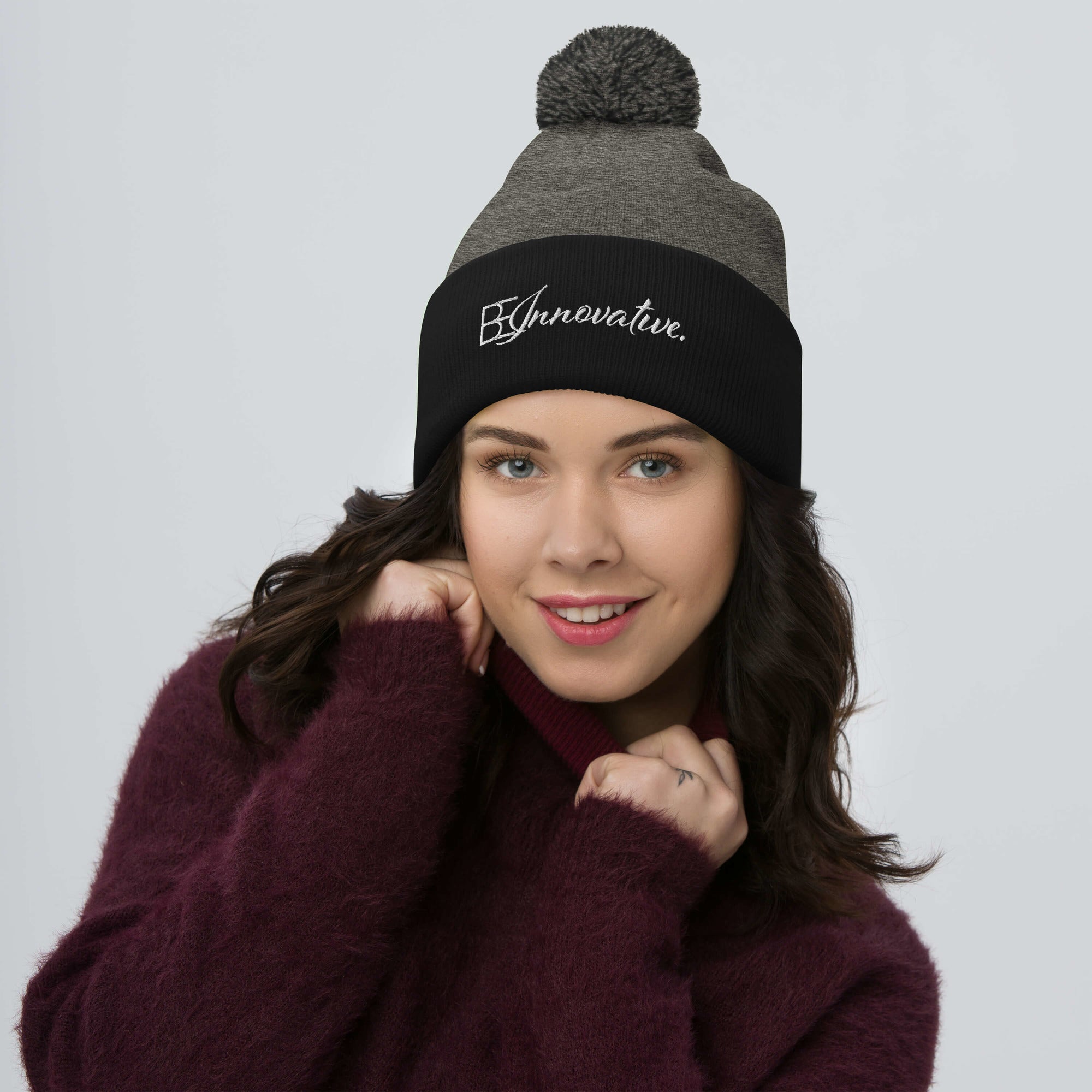 BE INNOVATIVE Pom-Pom Beanie