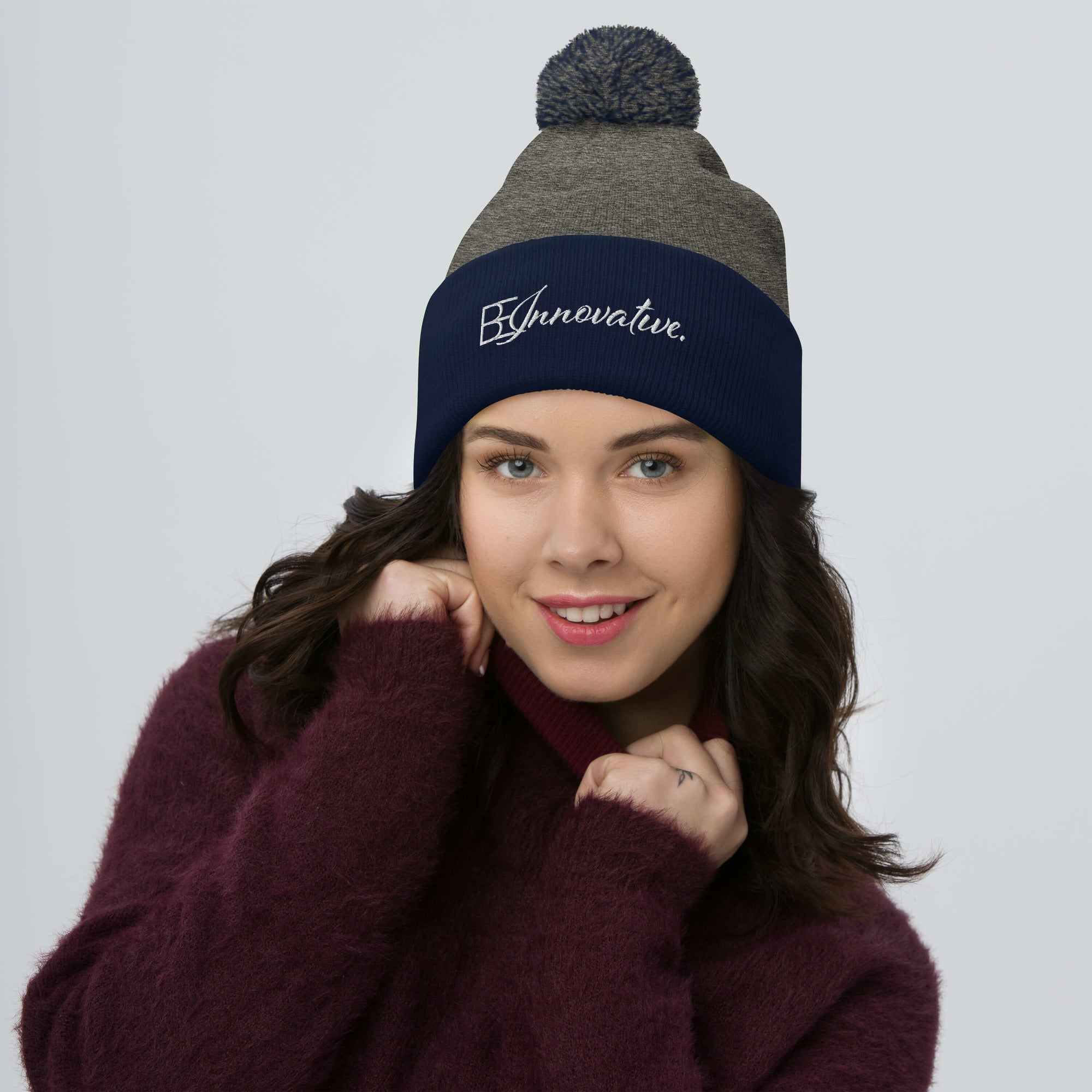 BE INNOVATIVE Pom-Pom Beanie
