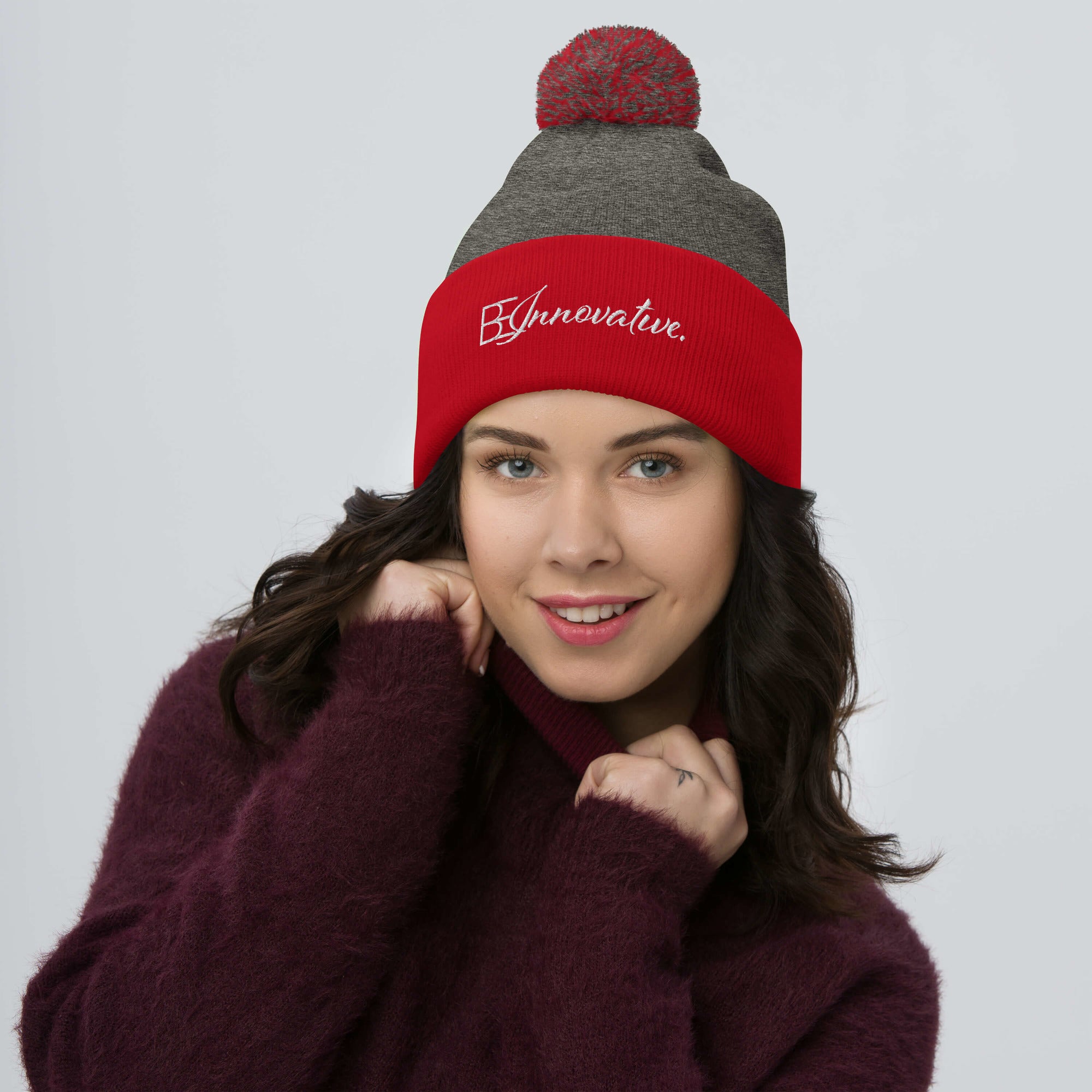 BE INNOVATIVE Pom-Pom Beanie