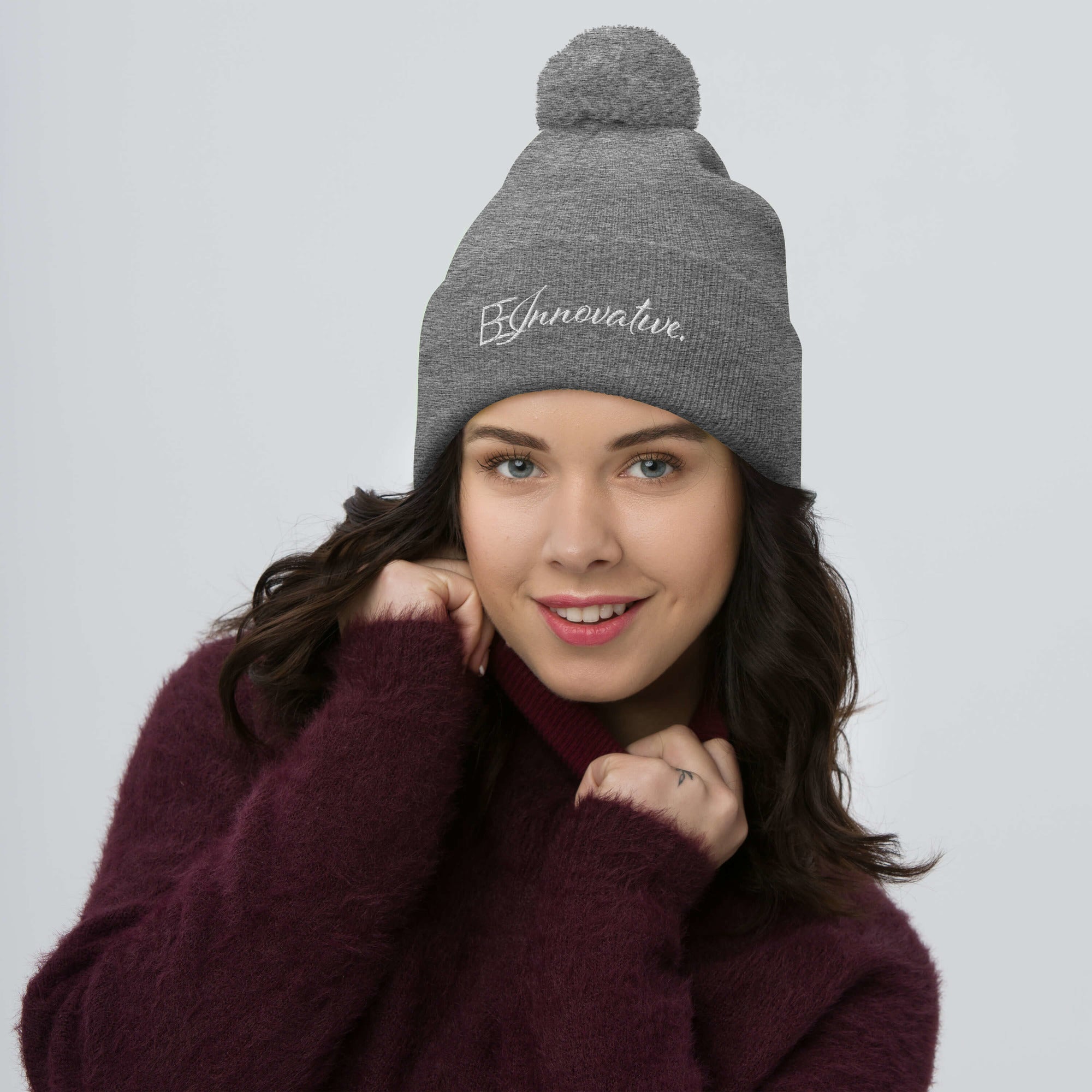 BE INNOVATIVE Pom-Pom Beanie