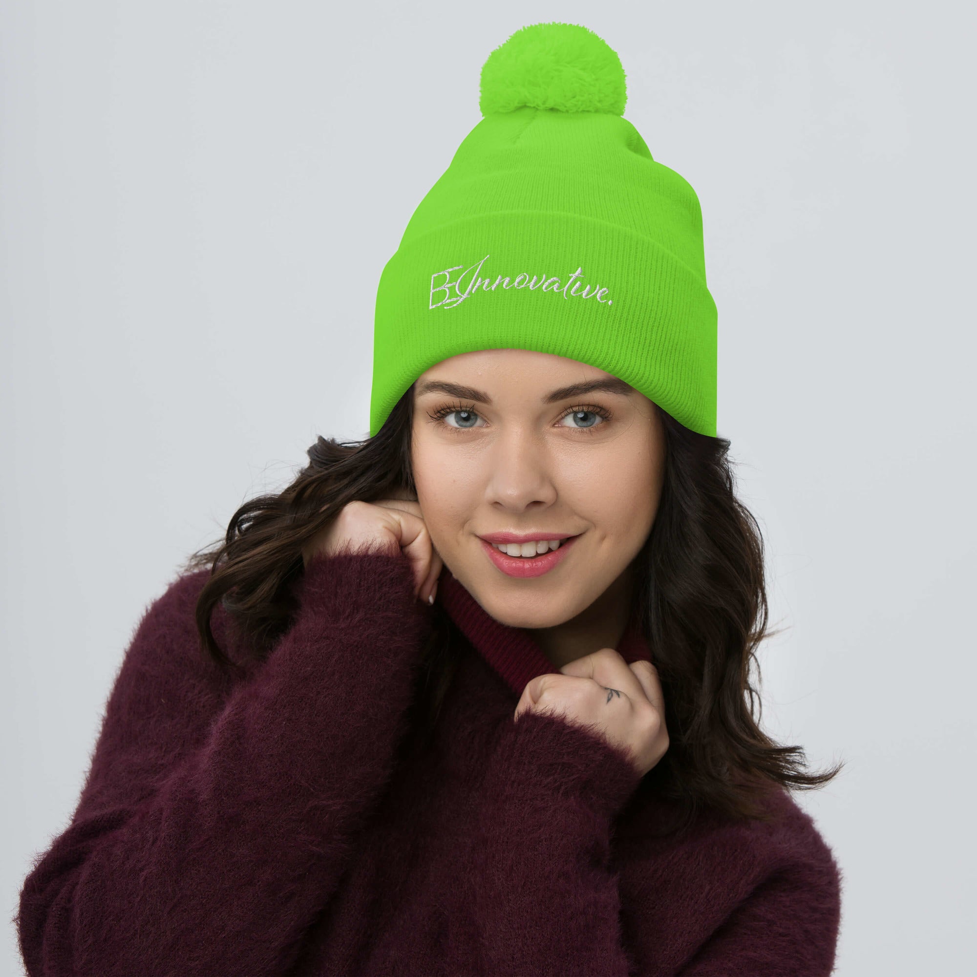 BE INNOVATIVE Pom-Pom Beanie